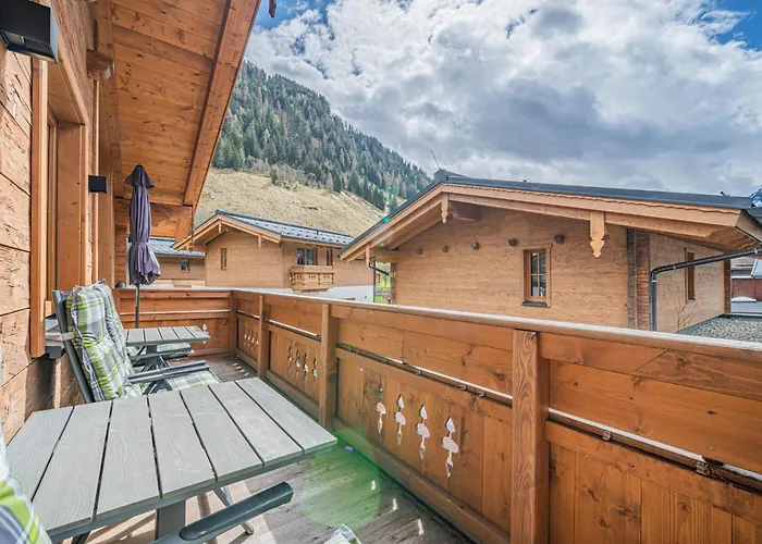 Petras Chalet-apartment Am Lift * ラウリス