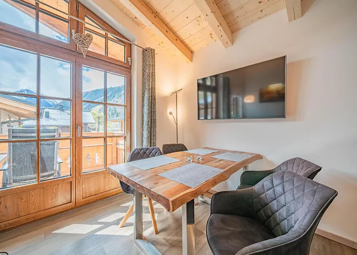 アパート Petras Chalet-apartment Am Lift ラウリス